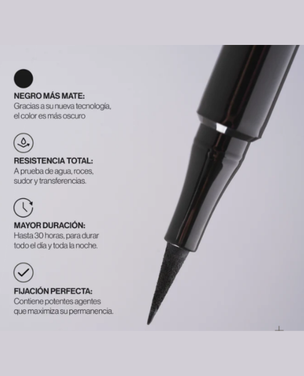 Delineador de ojos plumon negro Atenea